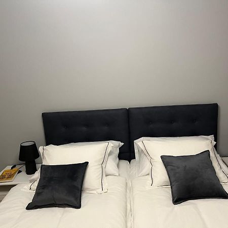 Apartment Kammi Zagabria Esterno foto
