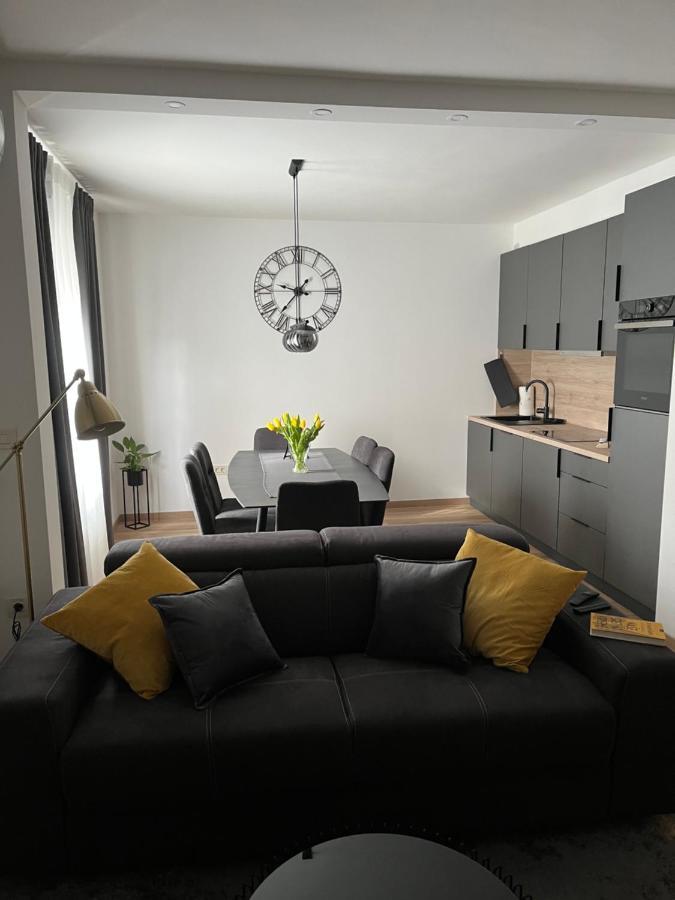 Apartment Kammi Zagabria Esterno foto